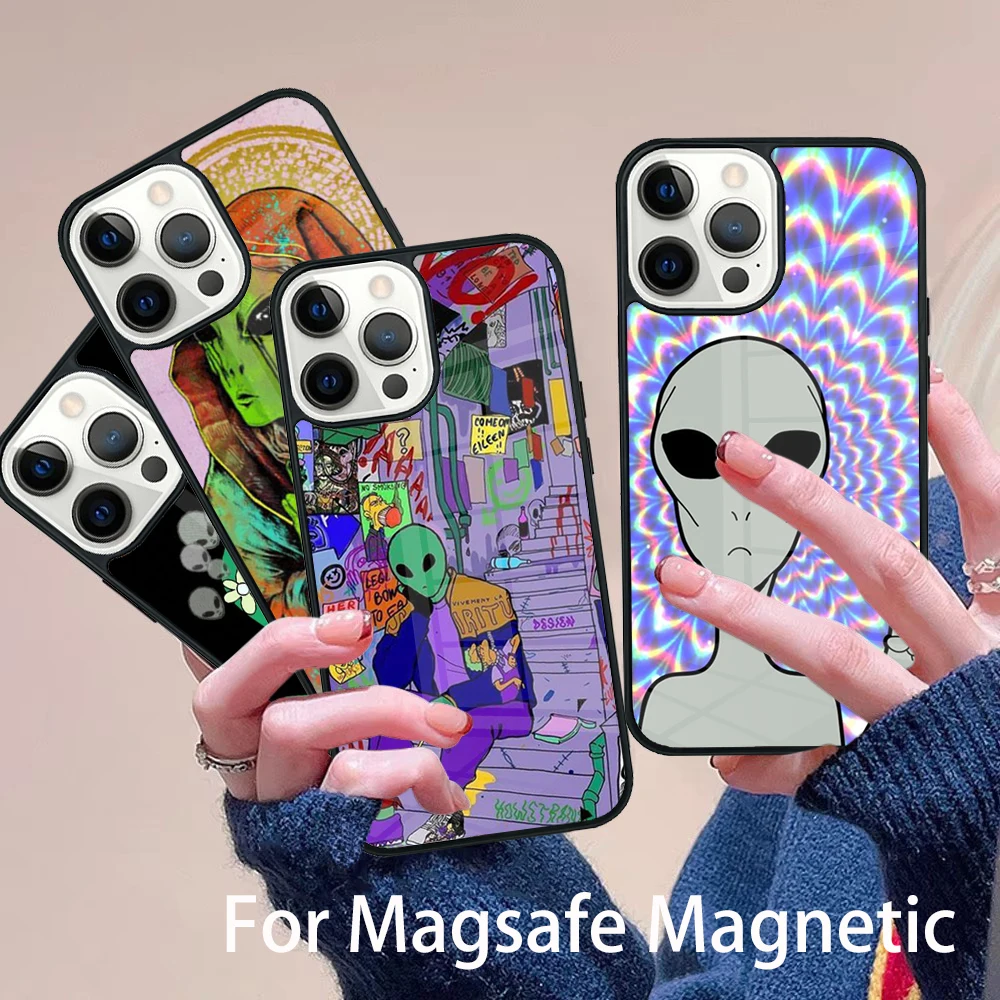 

Aesthetics Cartoon alien Phone Case Magesafe Magnetic Wireless Charge Cover For IPhone 16 11 12 13 14 15 Pro Max Plus Mini