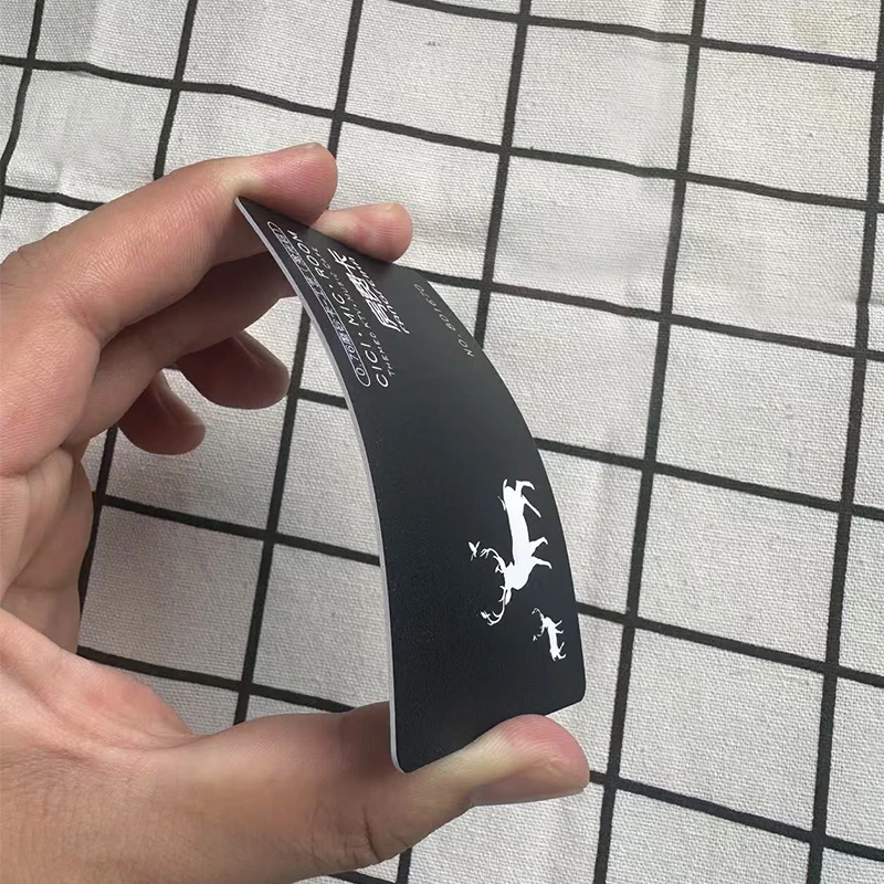 บัตรพลาสติก PVC แบบกําหนดเอง 0.76 มม. นามบัตร บัตรสมาชิก นามบัตร บัตรพีวีซีแบบกําหนดเองส่วนบุคคล