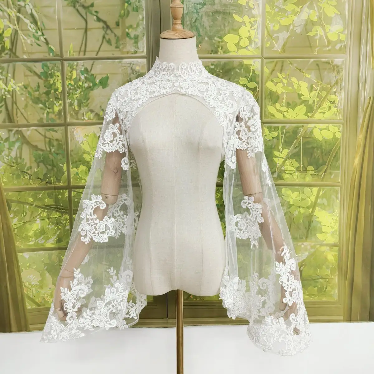 

Кружевные пышные свадебные болеро по индивидуальному заказу, высокое качество, замочная скважина сзади и пуговицы, свадебная куртка невесты, женская накидка, верхняя крышка