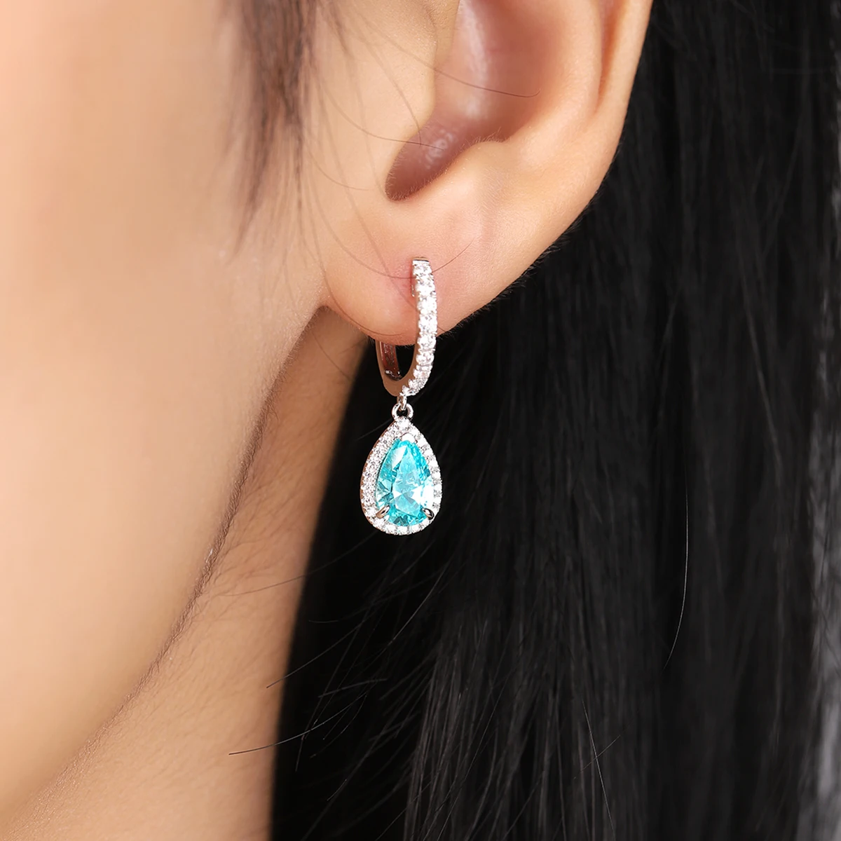 

NEO CARAT S925 Silver Plated 18K White Gold Paraiba Earrings 3.08ct Water Droplet Shape Modern Taste Jewelry