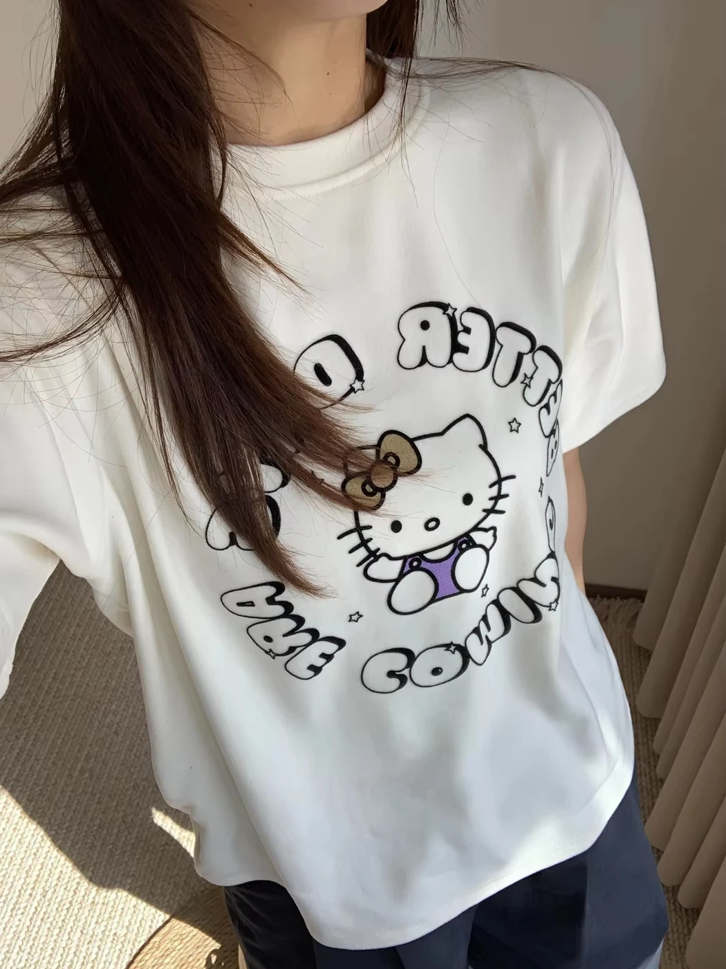 

2026 Women Aesthetic Hello Kitty Bubble Letter Oversized T-shirt, Cute Retro Kitty Print Tee for Campus & Casual Daily Wear