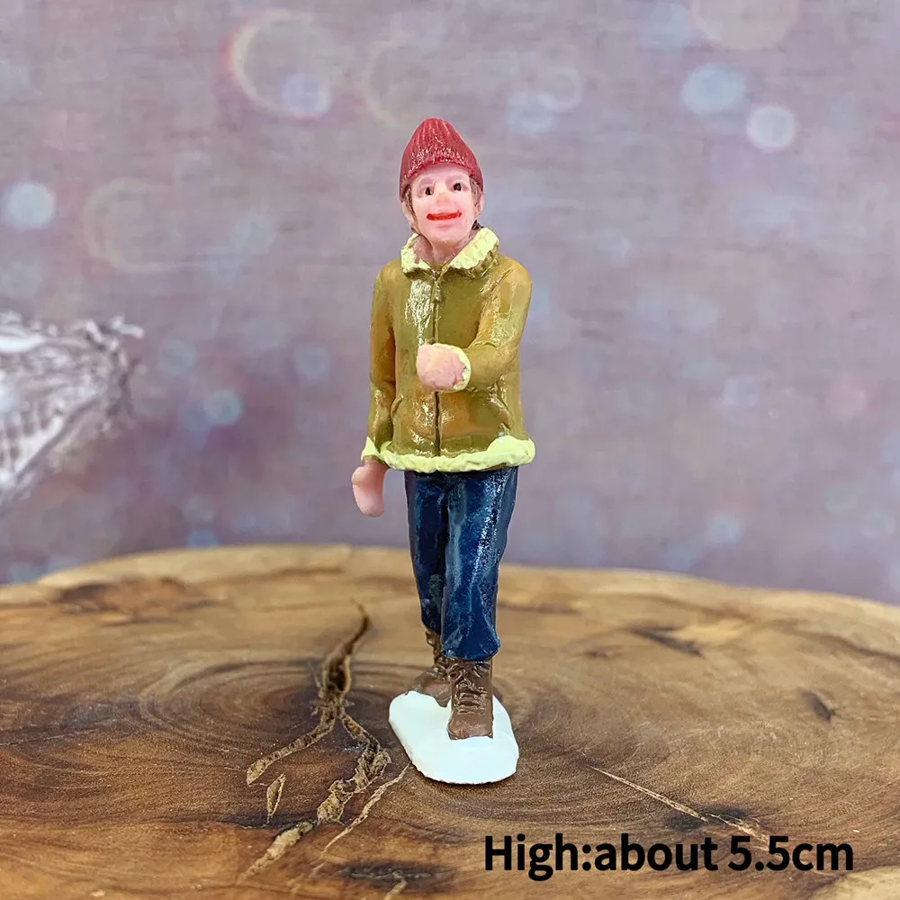 HO 1:87 Winter Resin Mini Figures, Hand Painted Christmas Snow Scene Model People, Train Diorama Decor Collectible Gift