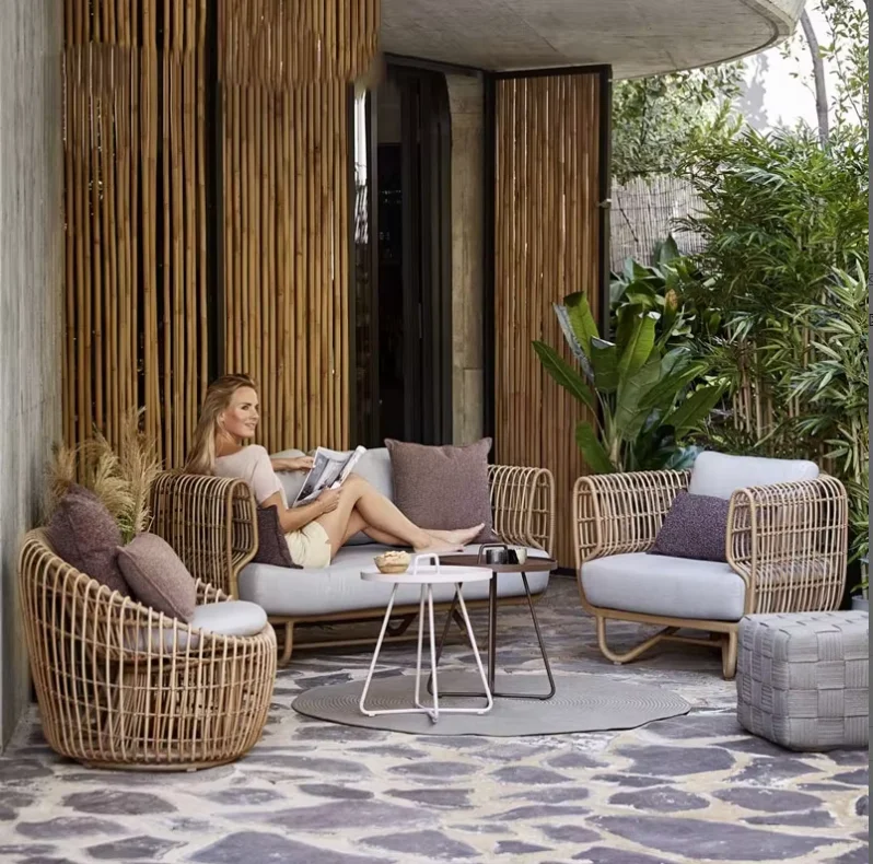 ！@Modern Frame PE Rattan Woven Southeast Asian Style Outdoor Sofa Set High-Density Cushions Small Coffee Table for Garden Balcon