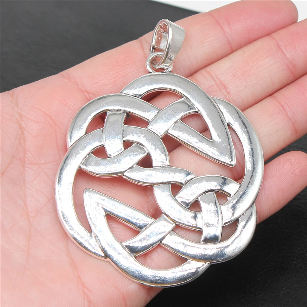 WYSIWYG 1 sztuk 88x67mm Triquetra Amulet urok antyczne srebro kolor Triquetra węzeł wisiorki szczęście urok Triquetra węzeł symbole