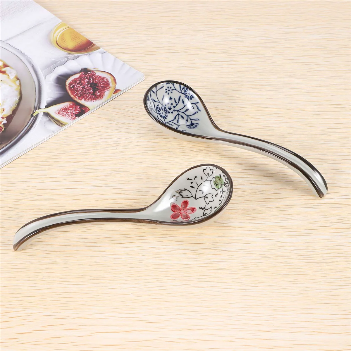 4 Pieces Asian Retro Chinese Ceramic Rice Spoons Curved Handle Ramen Soup Spoon Painted Flower Spoons with Long Handle