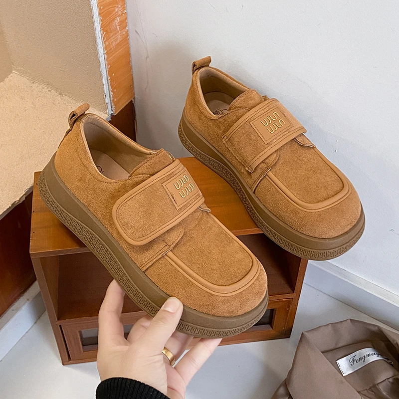 

Women's 4CM Suede Platform Sneakers for Women Comfortable Walking Shoes with Non Slip Rubber Sole Casual Fashion Footwear