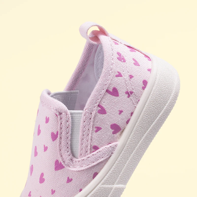 Spring New Heart-Shaped Girls' Canvas Shoes Cute Thick-Soled Slip-On Baby Shoes Cross-Border Wholesale Children's Shoes