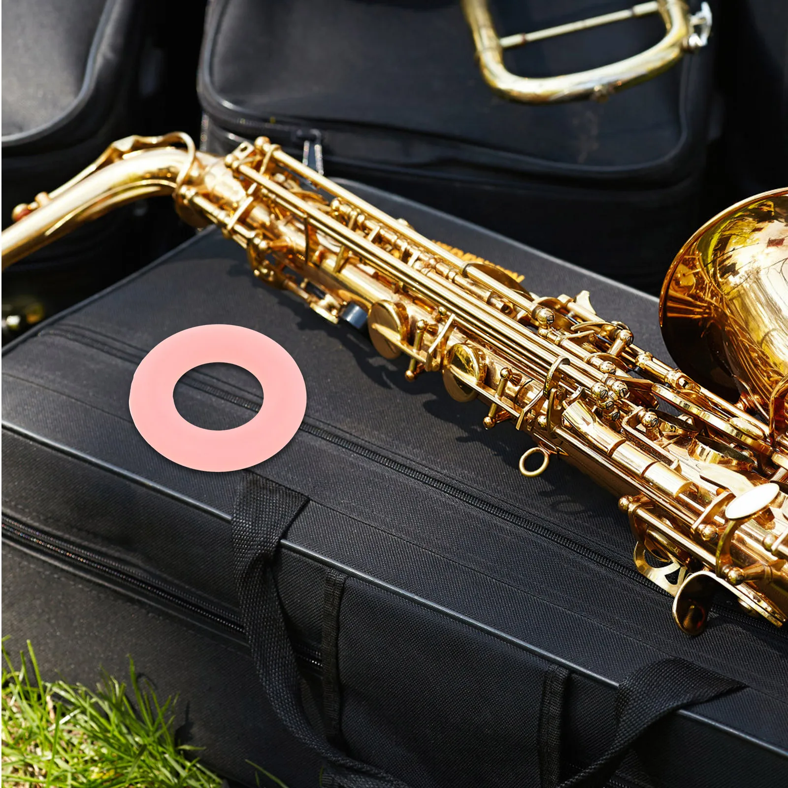 

Noise Reduction Circle Mute Ring for Sax Alto Saxophone Practice Musical Instrument Accessories Supplies Pink Muffler Part