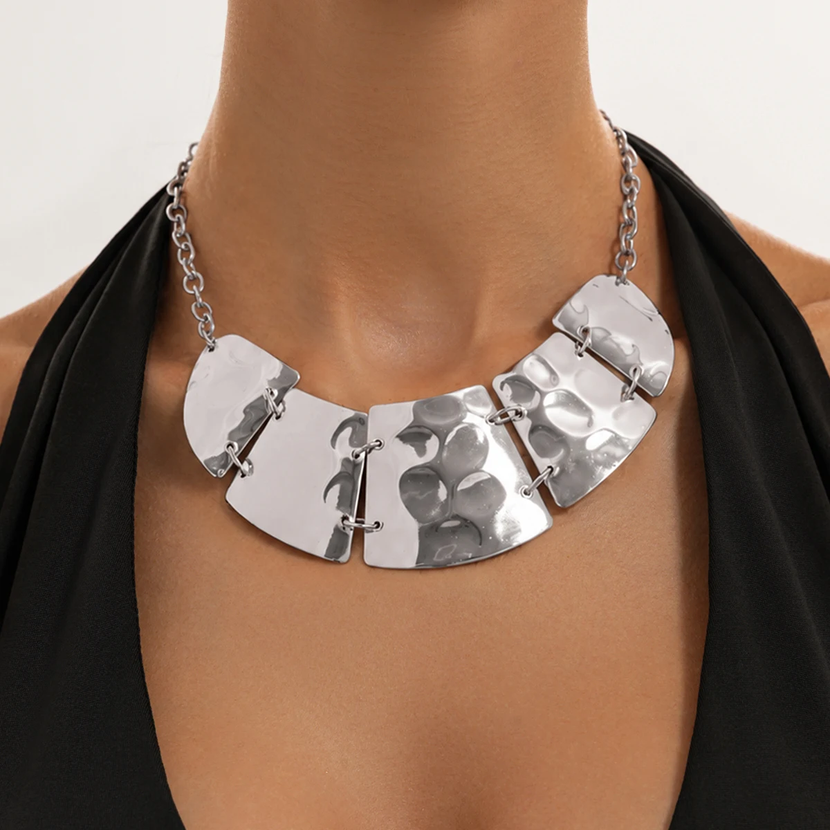SHIXIN Exaggerated Irregular Metal Sequins Necklace Women Hip Hop Punk Rock Gold Color Chunky Adjustable Clavicle Choker Jewelry
