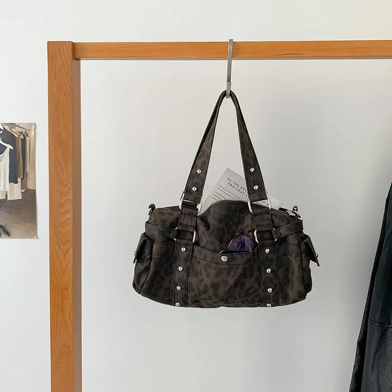 

Korean Vintage Shoulder Bags Y2K Motorcycle Autumn Shoulder Crossbody Bags For Women Large Capacity Commuting Travel Handbags