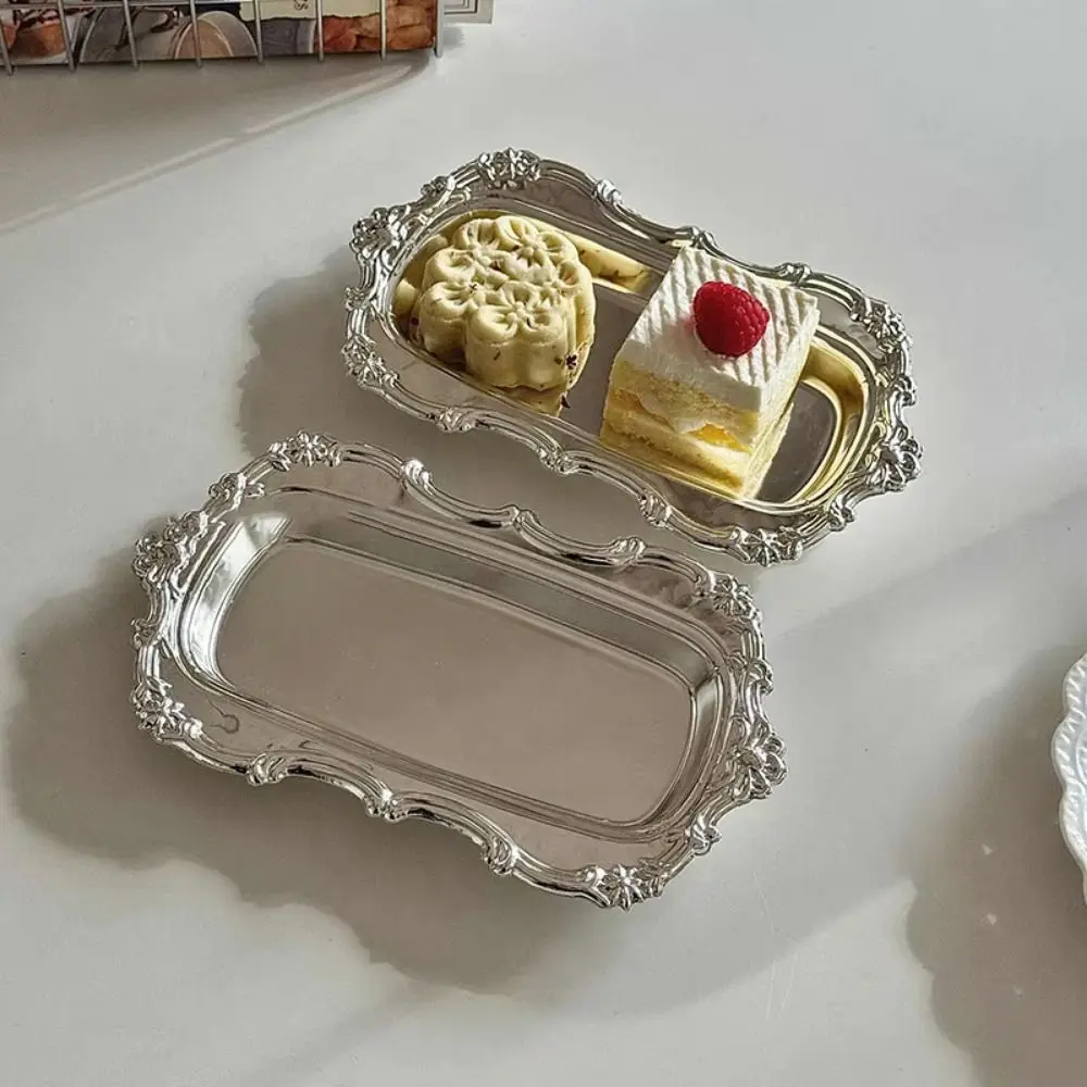 European Style Vintage Embossed Tray Gold/Silver Sturdy Retro Serving Platter Decorative Embossed Design Desserts Plate