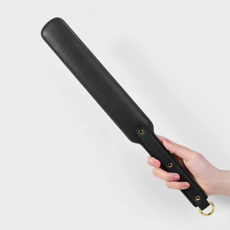 

44.5cm Leopard Print PU Leather Spanking Paddle 5cm Wide Riding Crops Flogger Horsewhips Spikes Paddle Slapper Riding Spurs
