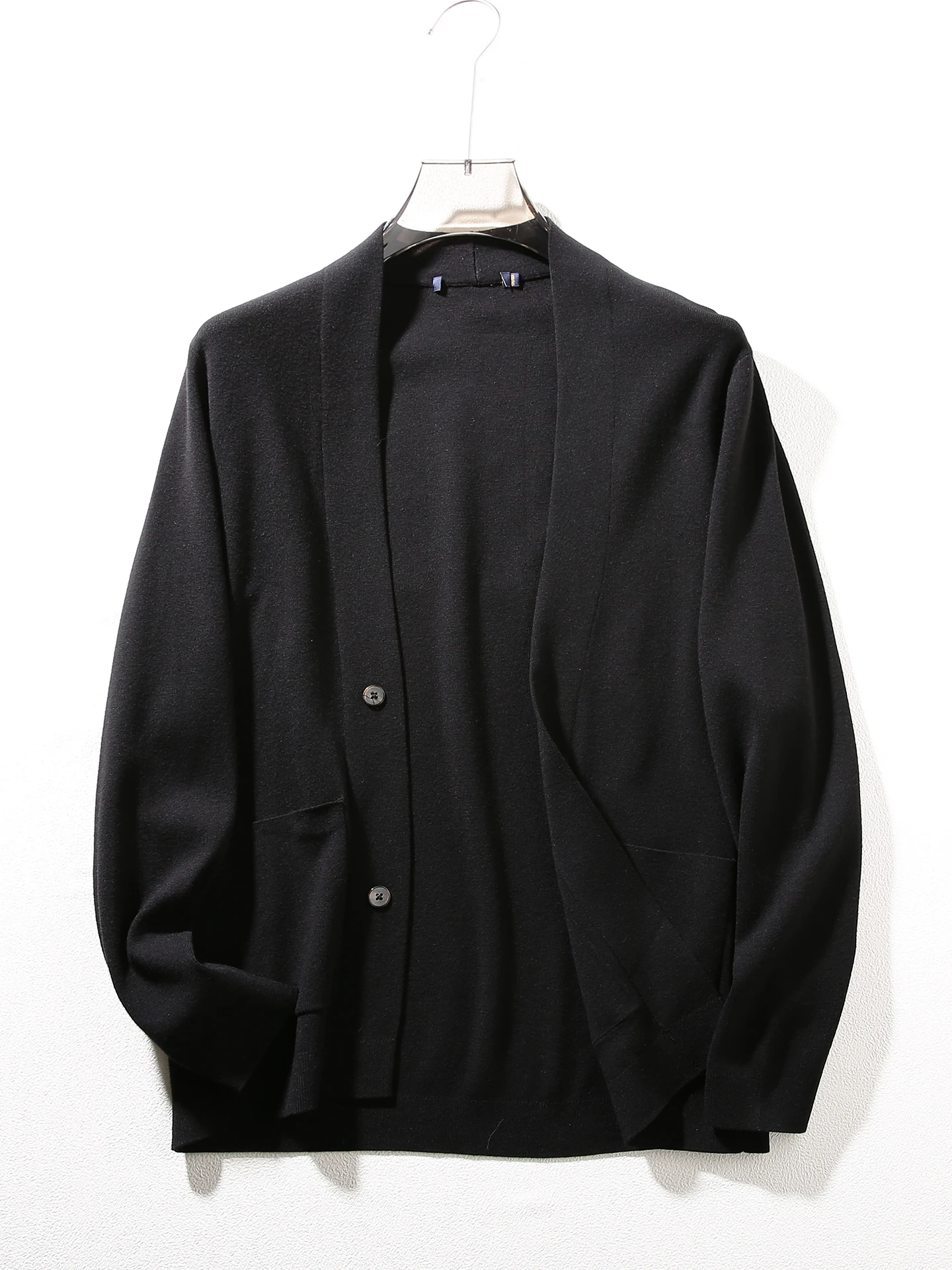 

Skin-friendly Comfortable Men's Faionable Casual Knitted Cardigan Sweater Autumn Winter New Sle Versatile Open-front Knit...