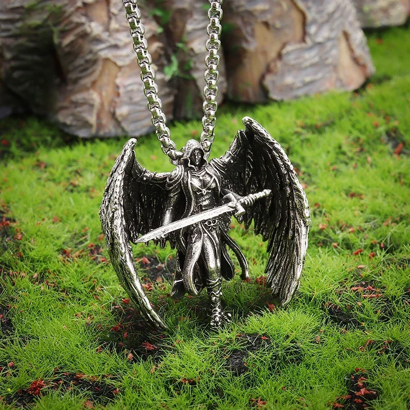 Retro Gothic Michael Holy Sword Archangel Wings Patron Saint Pendant Necklace Men's Fashion Punk Cool Jewelry Gift