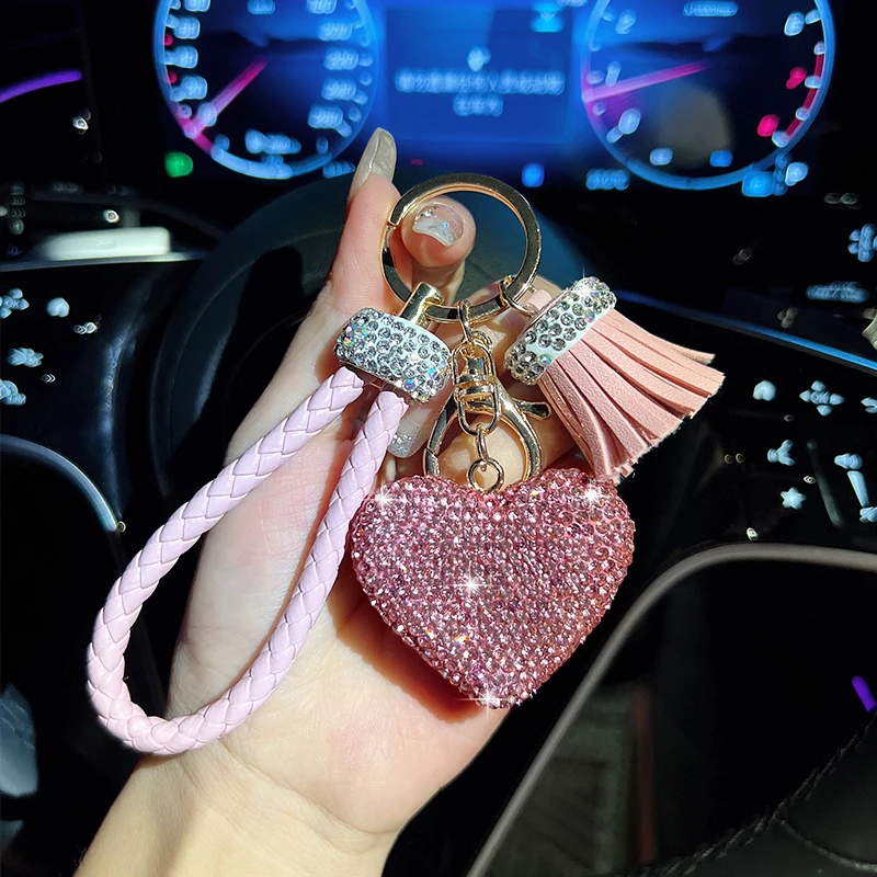 Fashionable diamond studded heart-shaped keychain, cute woven rope, tassel, car keychain, exquisite peach heart gift pendant