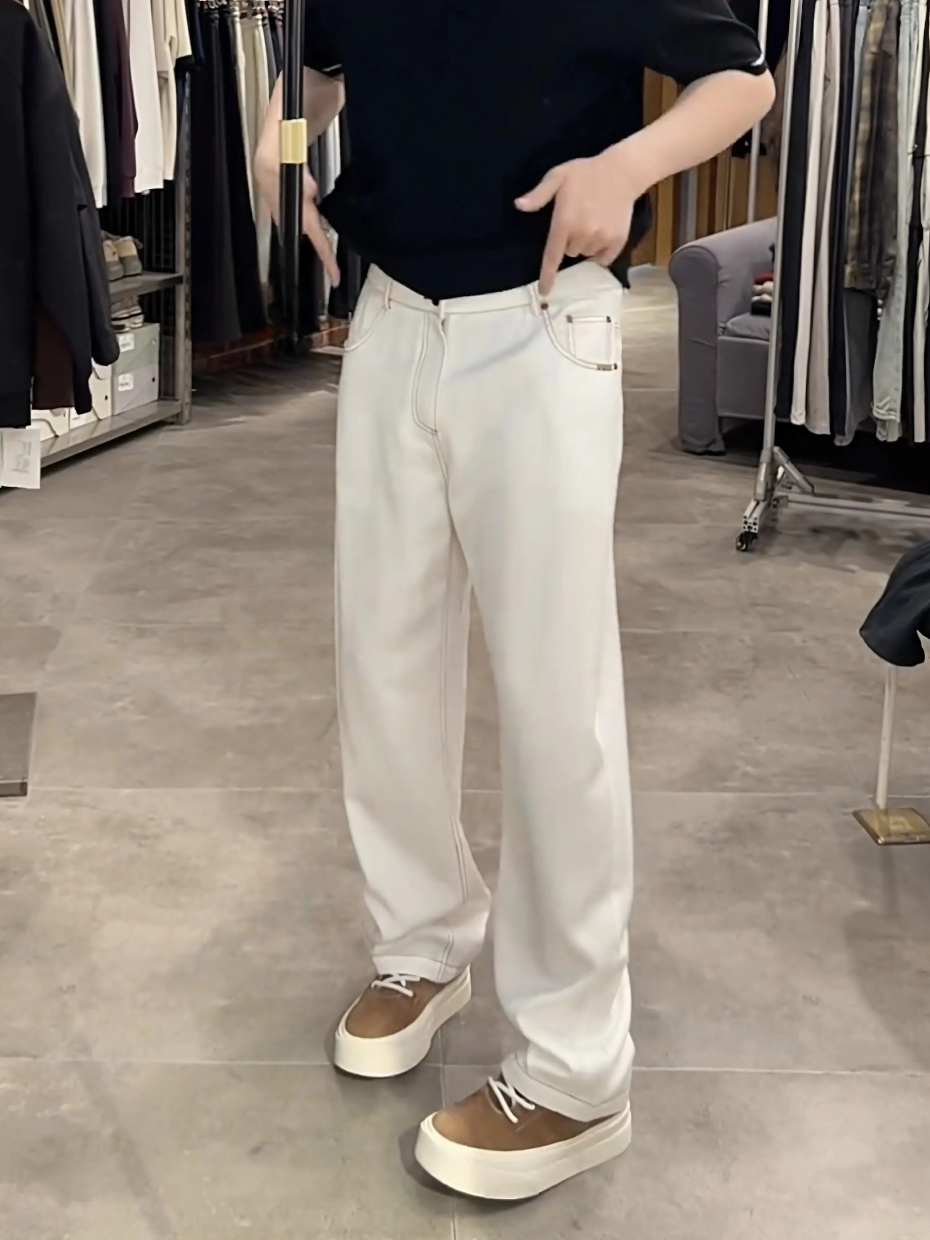 

Silky Draped Men's Jeans Casual Thin Cotton Polyester Straight Leg Pants Spring Summer Loose Fit Versatile Lightweight Denim