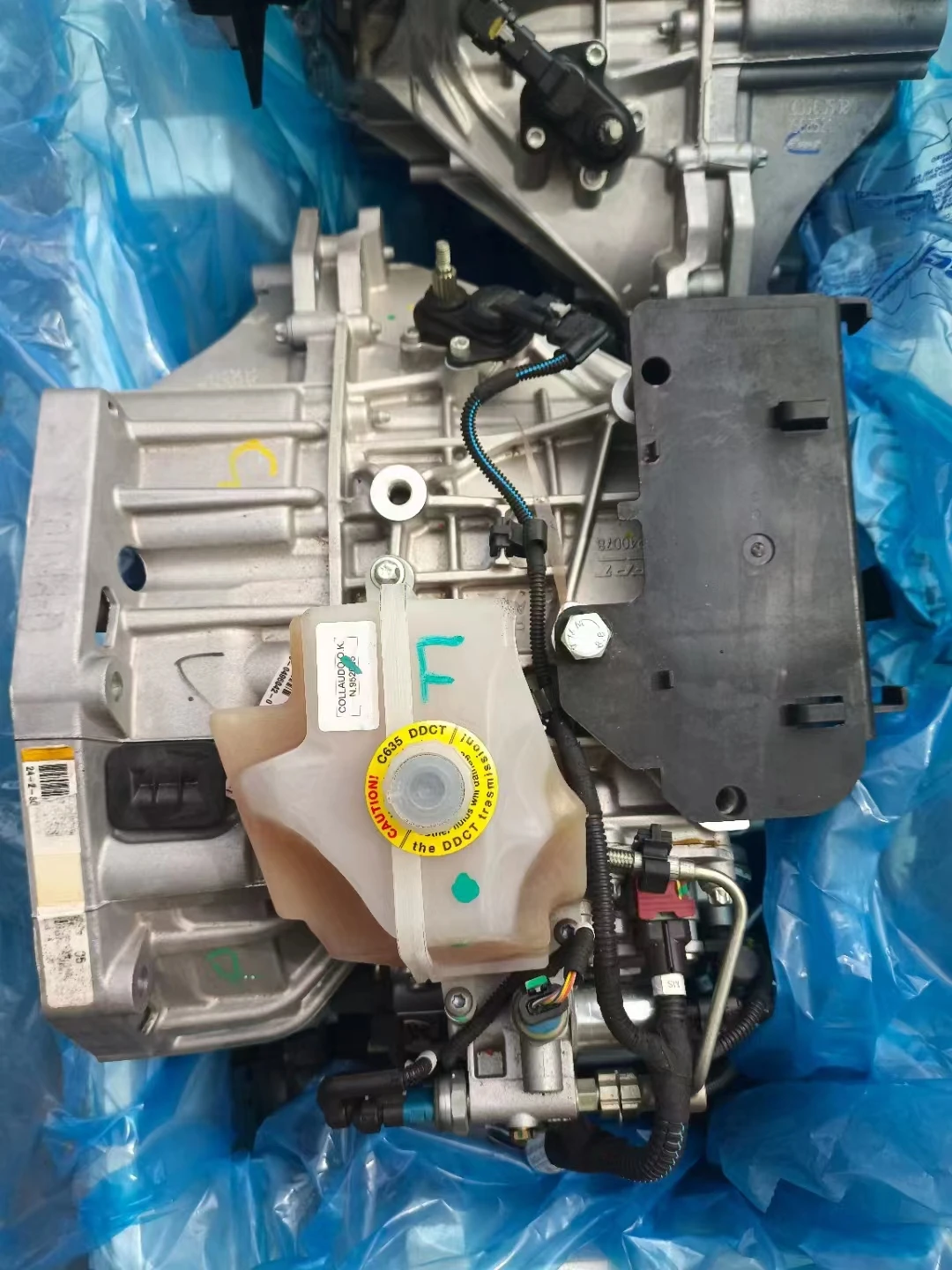 Brand New C635 Dual Clutch 1.4T 2WD 55252022 55262548 46345607 OE Auto Part Transmission Gearbox Assembly For Jeep