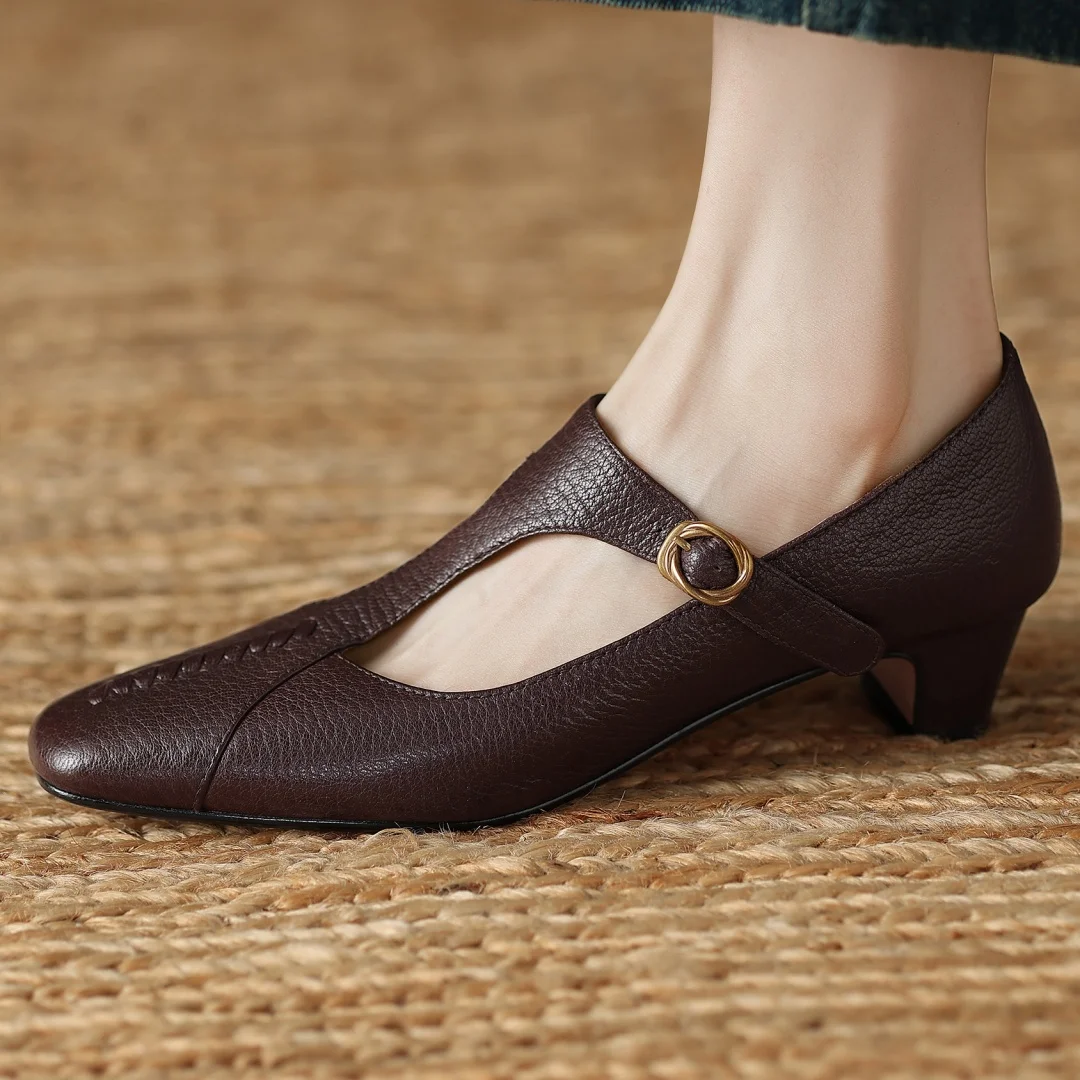 

Danxuefei женские туфли-лодочки без шнуровки из овчины с квадратным носком и Т-образным ремешком, элегантные женские повседневные модельные туфли на тонком высоком каблуке 4 см