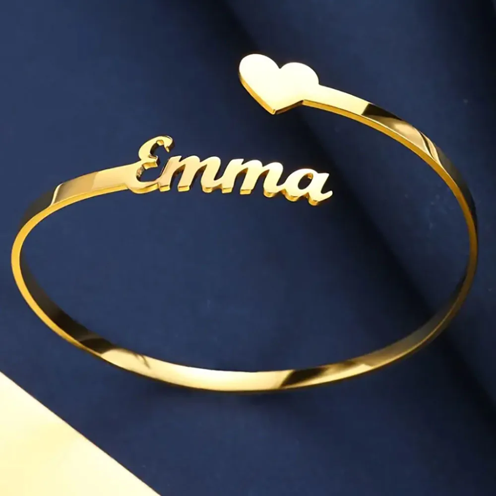 

Customized Heart-Shaped Combination Bracelet with Adjustable size and Stainless Steel Material Suitable for Women's Daily Wear