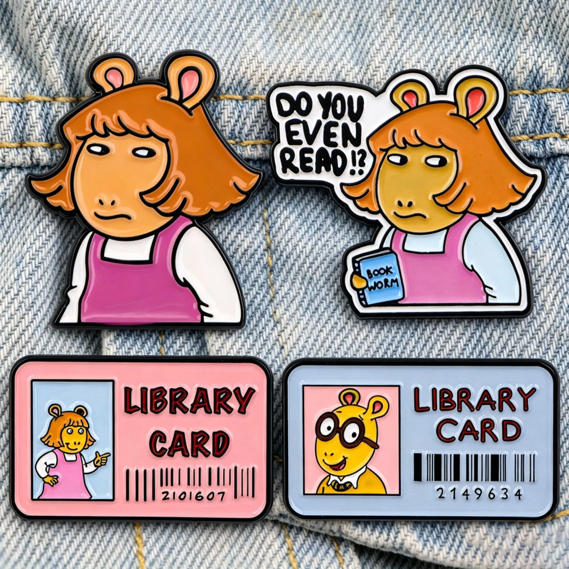 "Lesen Sie sogar? "Emaille-Anstecknadel Bibliotheks-Karten-Brosche für Leser Lustige Cartoon-Anstecknadeln für Jeansjacken-Kleidungsdekoration