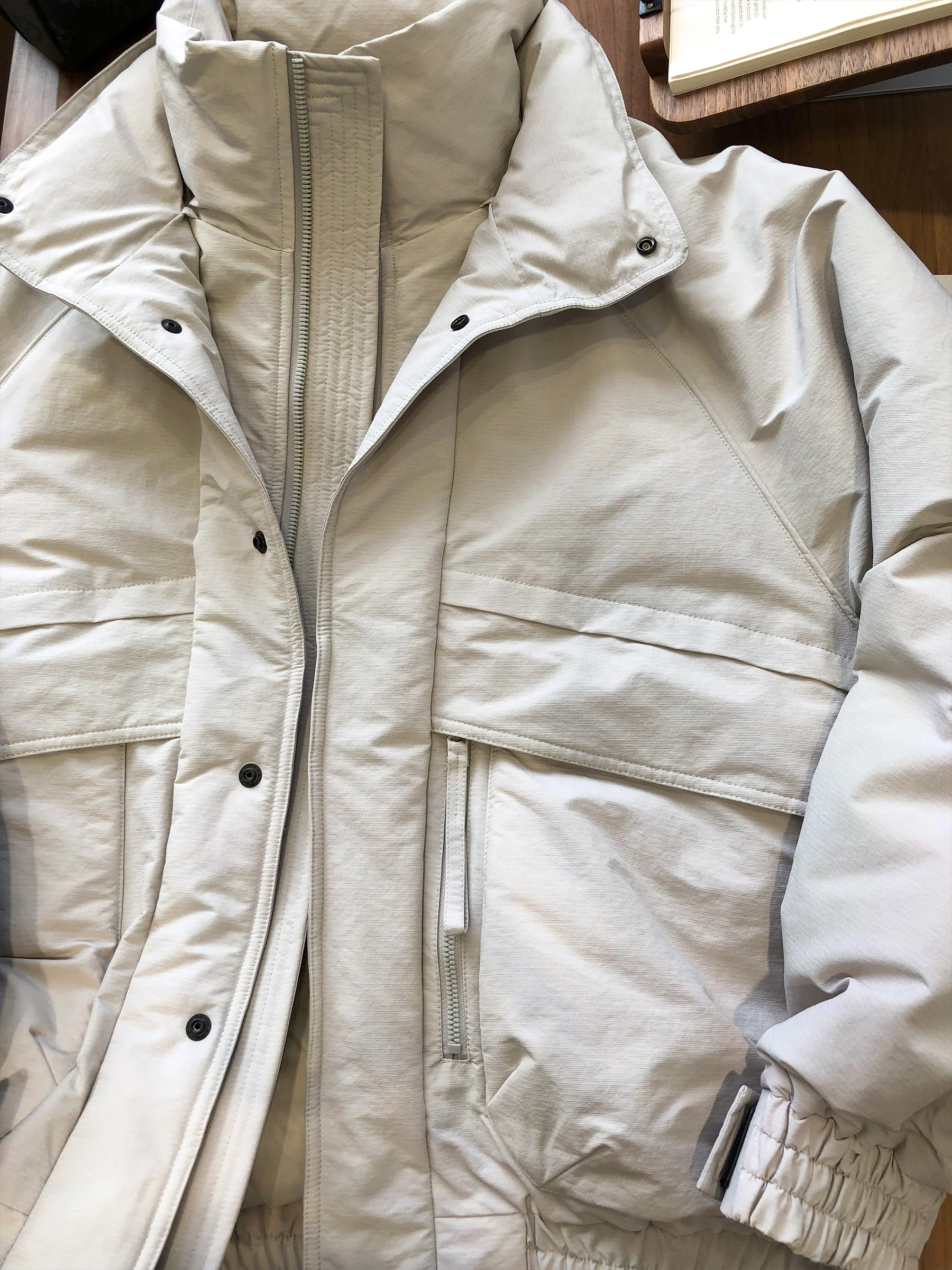 

Мужская утепленная пуховая куртка премиум-класса 2025 года, зимняя, теплая, повседневная, из полиэфирного волокна, на молнии, короткое пальто