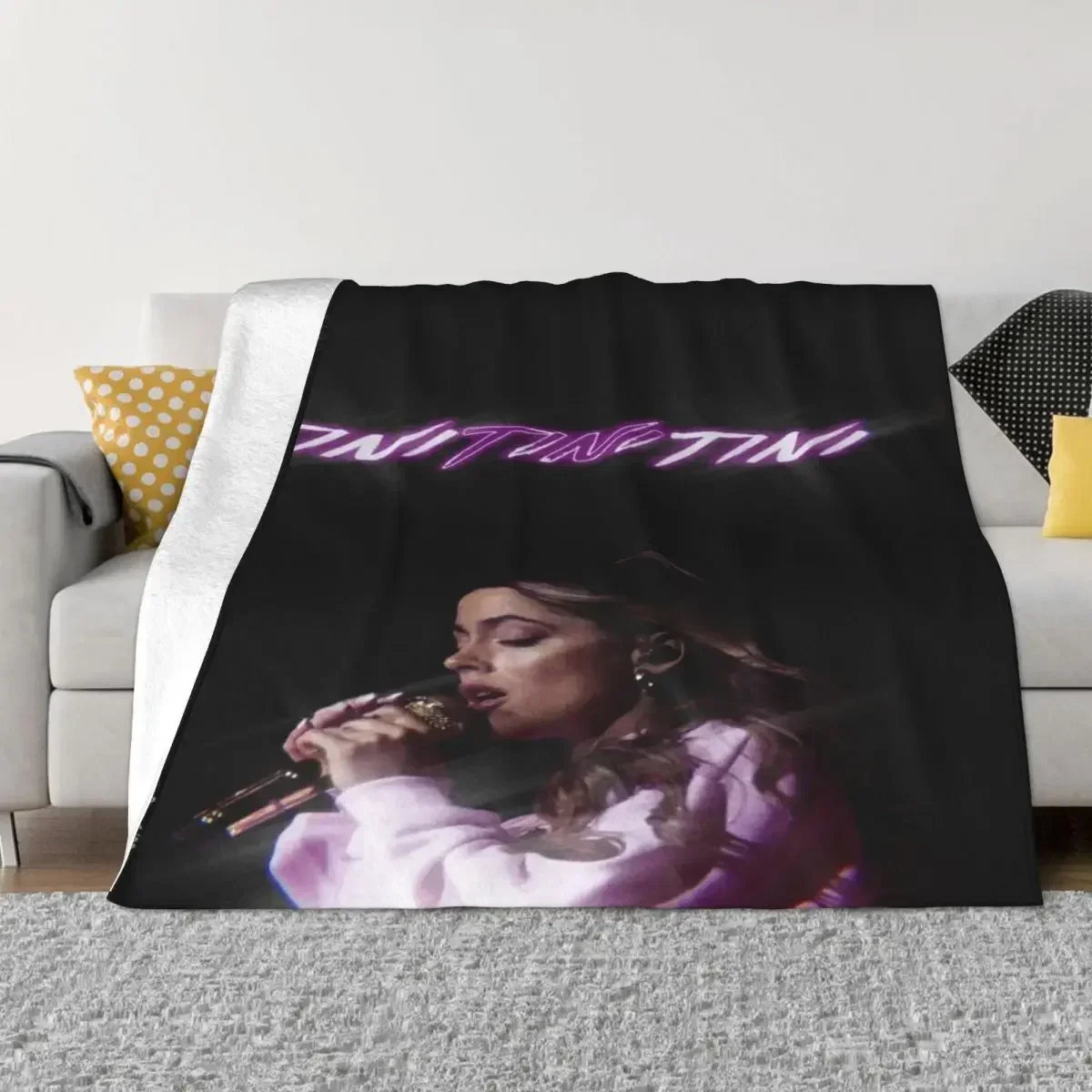 

Tini Stoessel 3031 Bedroom Bed Blankets Blankets & Throws Throw Blanket