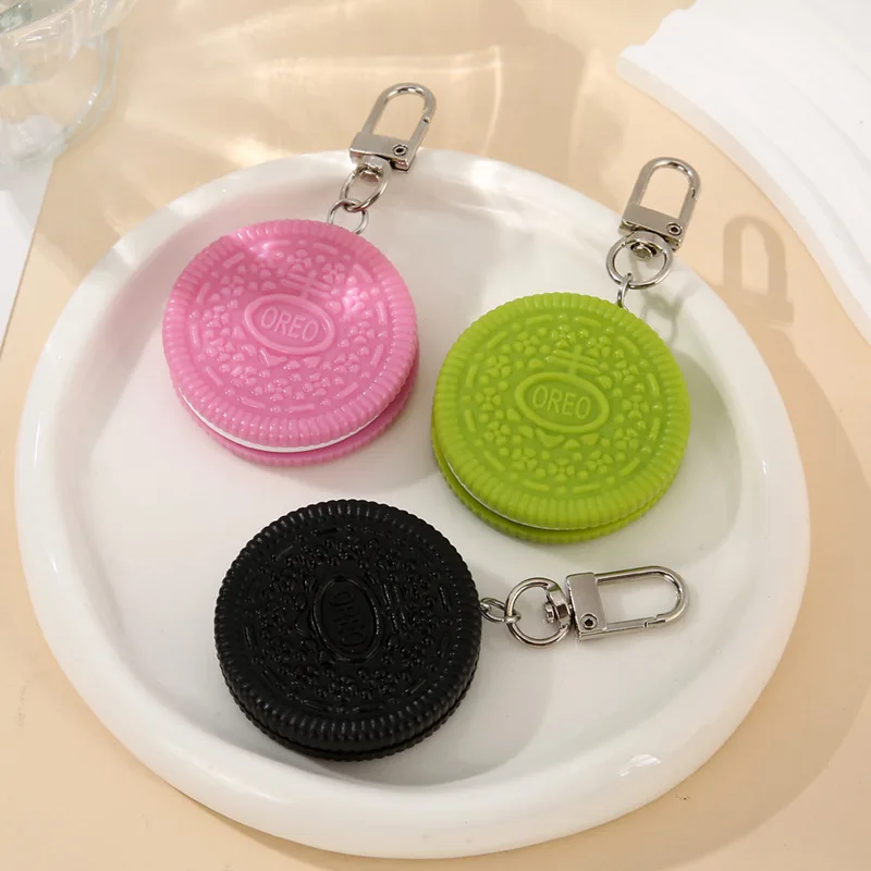 

Hot Selling Oreo Biscuit Keychain New Creative Fashion Simulation DIY Cookie Food Fruit Cake Model Keyring Car Bag Pendant Gift