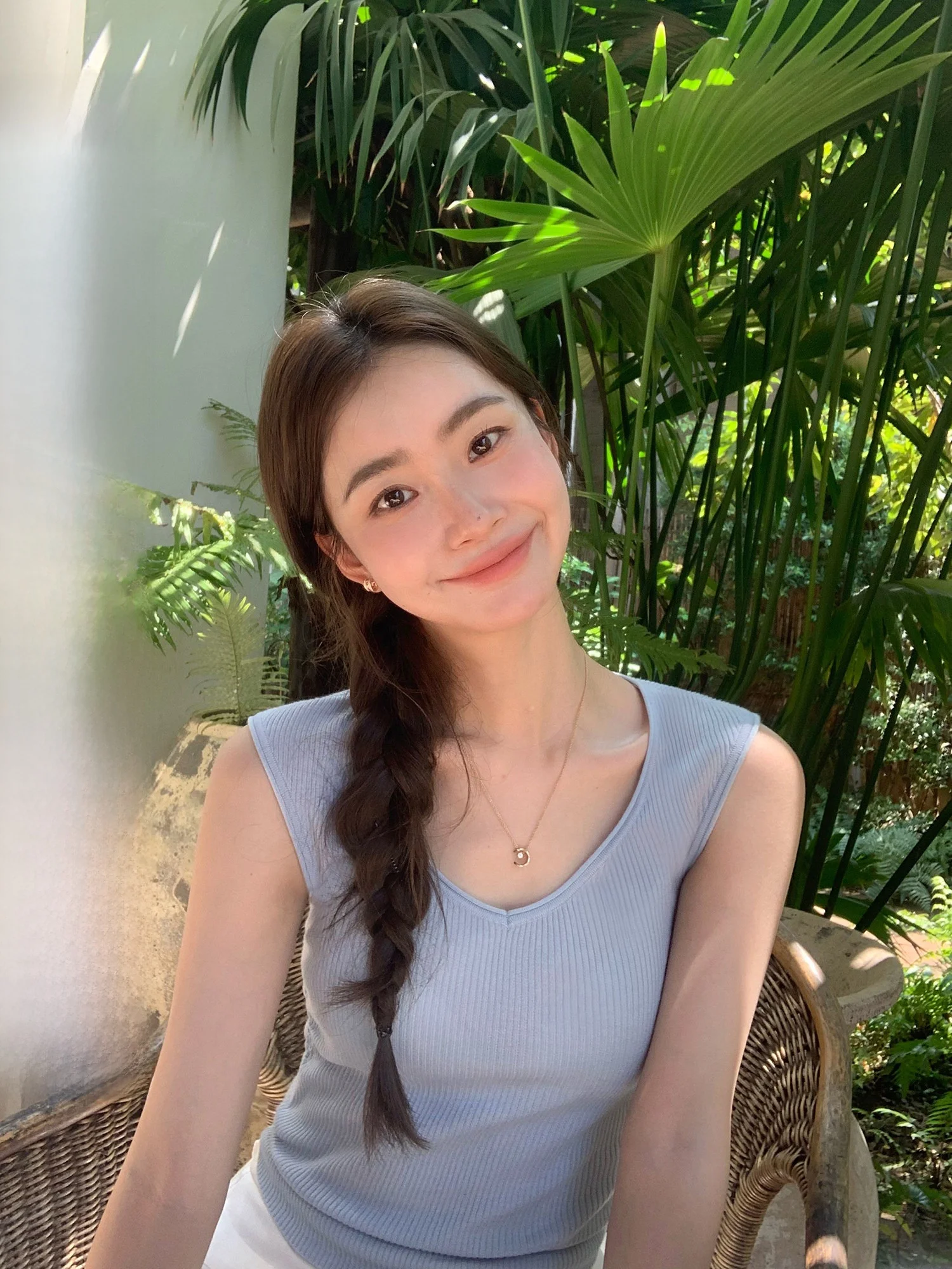 

Pusumede Women's Knitted Vest Short V-neck Elastic Fitted Top 4 Color Options Pure Desire Folded Hemline Summer Fashion