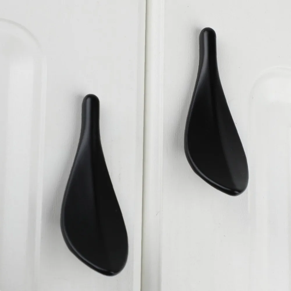 Golden Leaf Design Cabinet Handle Metal Finish Loquat Leaf Shape Wardrobe Knob Handle Decorative Creative Cabinet Hardware