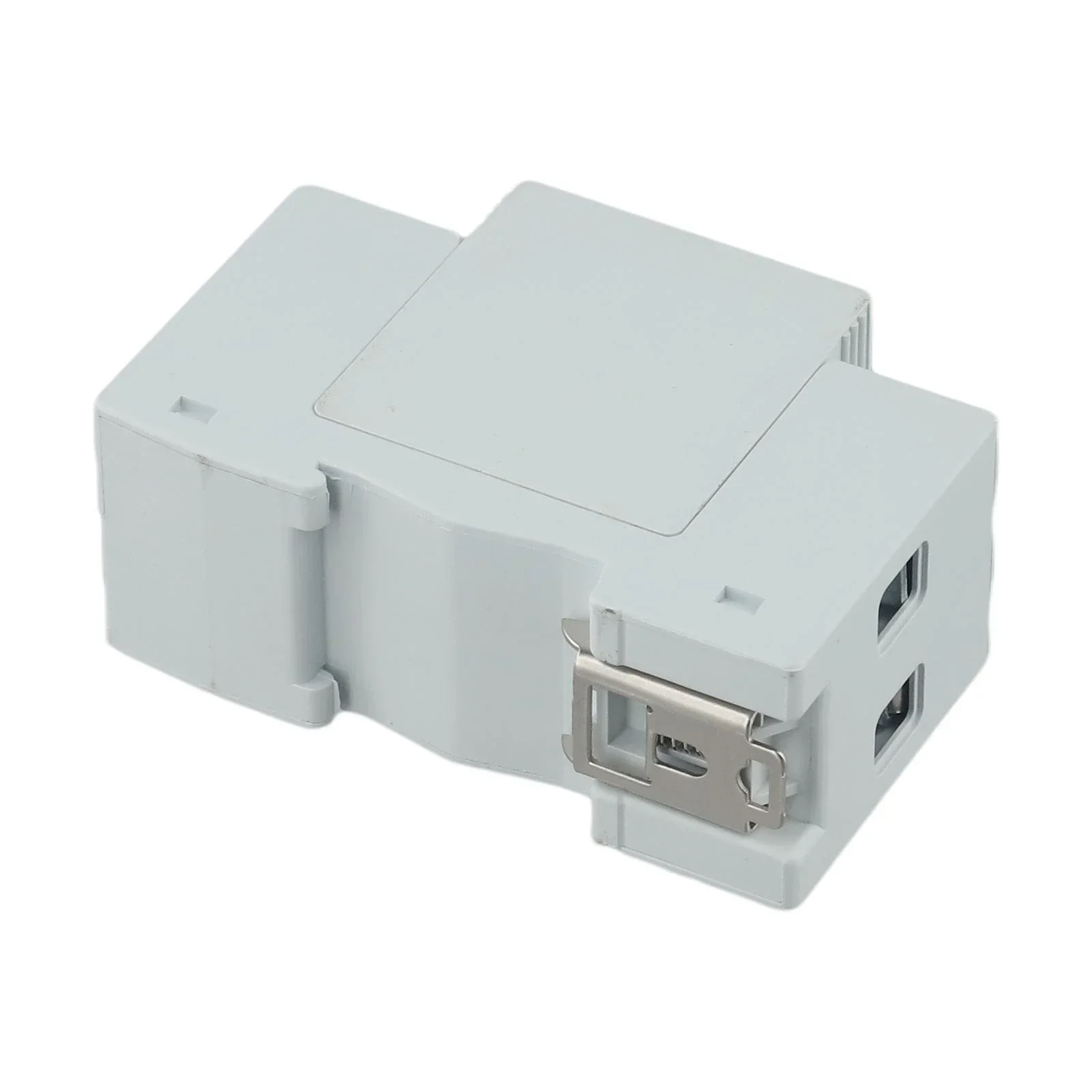 

Монтаж направляющей. Устройство защиты от перенапряжения. Установка серой направляющей. Фиолетовые медные фитинги. Устройство защиты от перенапряжения.