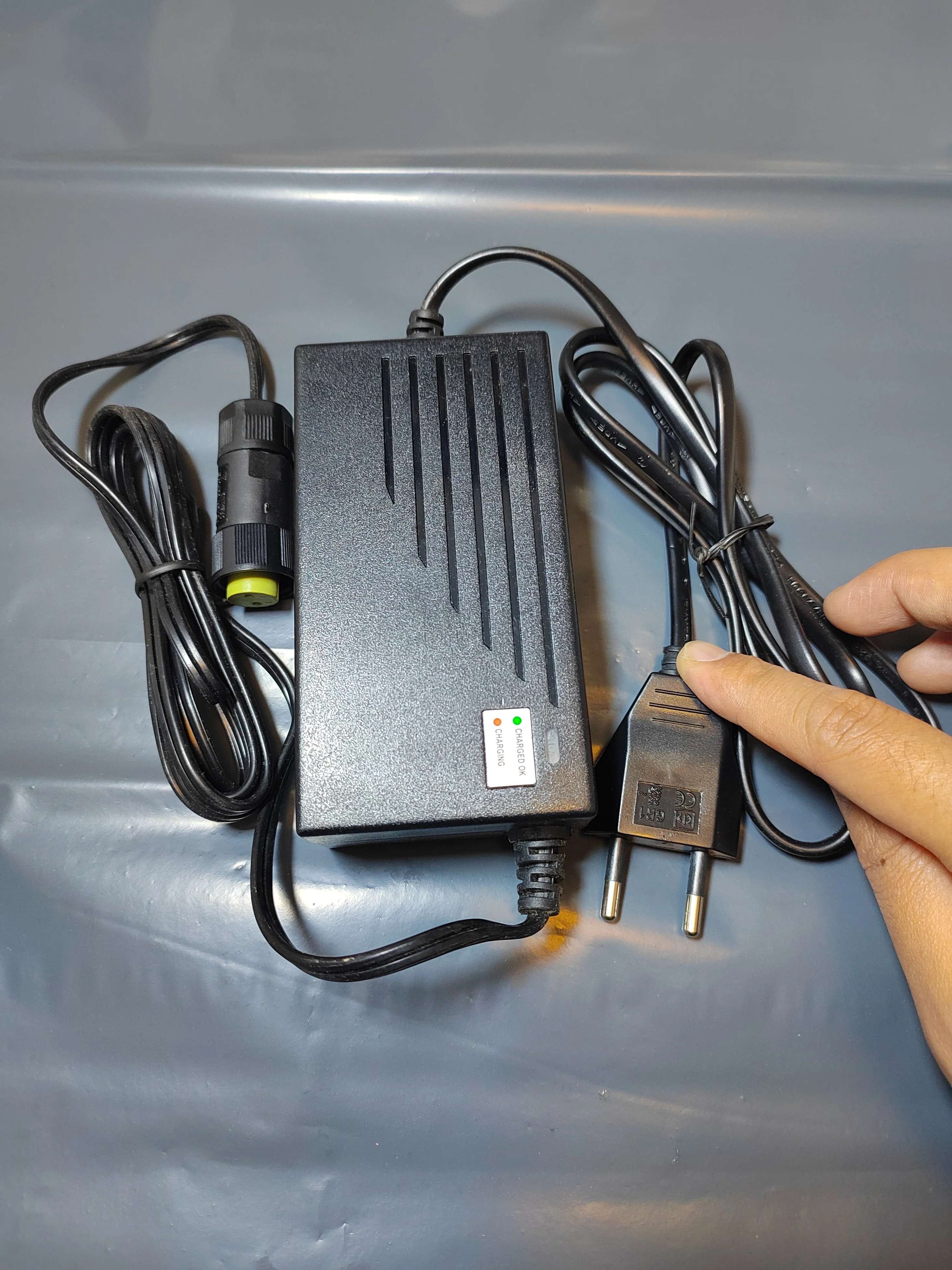 

Зарядное устройство для газонокосилки 28 В подходит для WORX WG792E.1 WG793E WG796E WG7979 WG799E