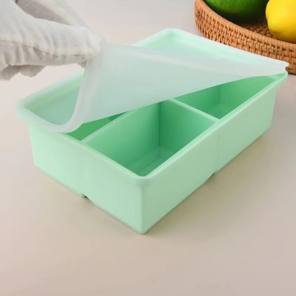 New Silicone Ice Making Mold Leak Proof Lid Square Shape Ice Cube Tray 4 Grid Large Capacity Food Freezing Molds for Meal Prep