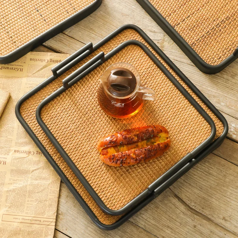 

Bohemian Antique Rattan Woven Iron Tray Home Dim Sum Plate with Bread Handle Restaurant Hotel Home Stay Wooden Tea Plate