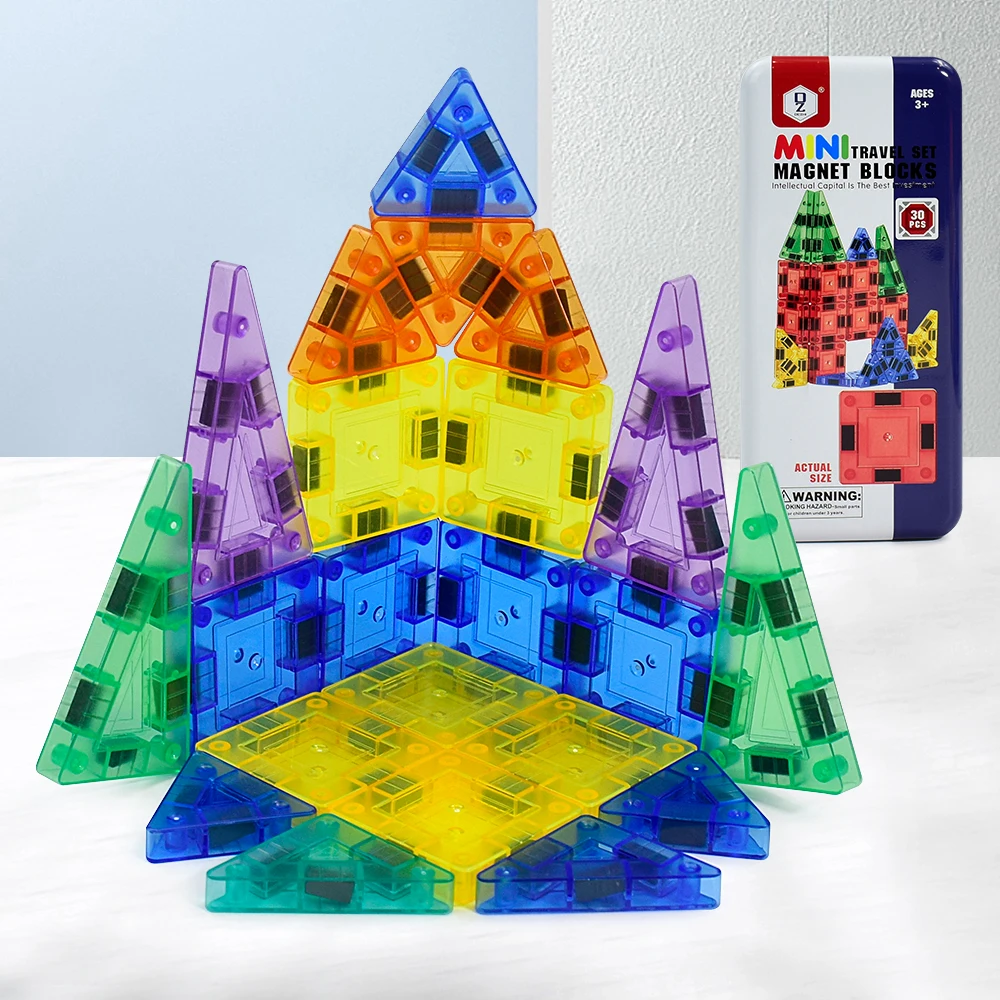 مجموعة بناء مغناطيسية للسفر، مكعبات بناء بلاط مغناطيسية صغيرة ثلاثية الأبعاد للأطفال