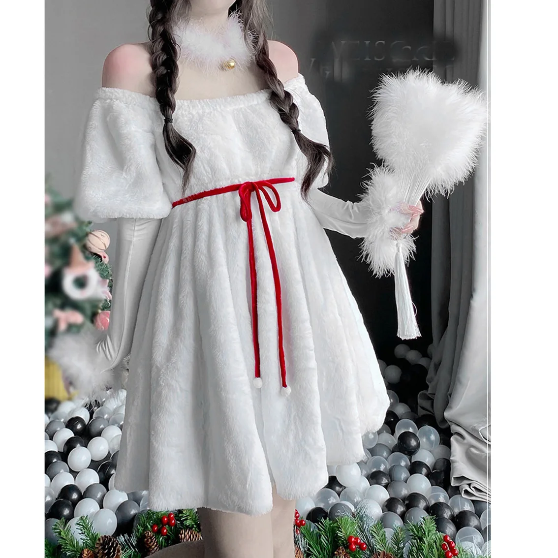 زي عيد الميلاد الأبيض المثير لعام 2022 للنساء البالغات فستان أداء العطلة التأثيري للمناسبات الاحتفالية زي سانتا كلوز