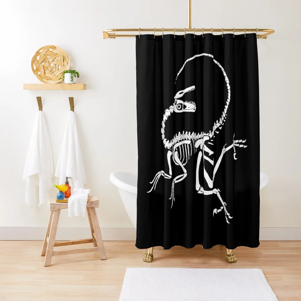 

Death Pose Raptor Shower Curtain For Bathroom Shower Cover Bathroom Showers Anti-Mold Waterproof Shower Curtain