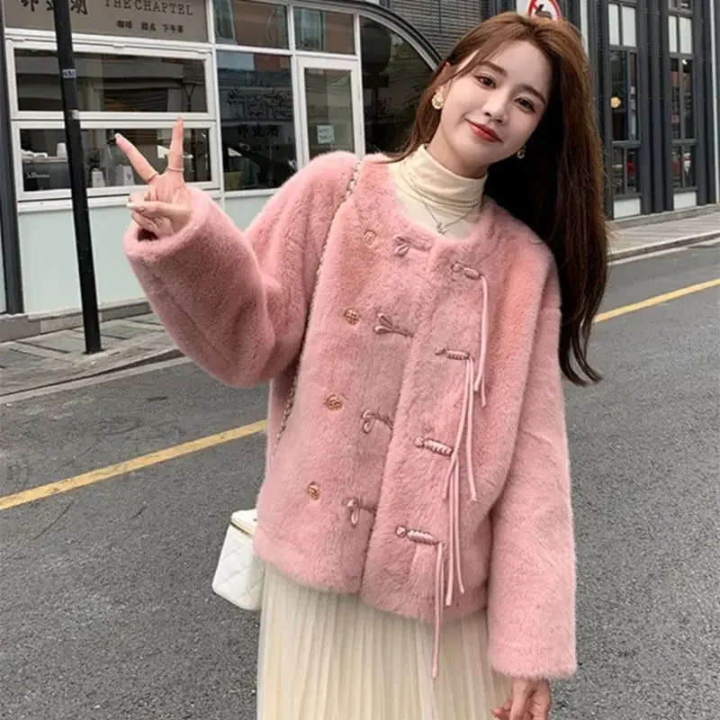 Women Short Berber Fleece Coat Winter Female Fashion Round Neck Loose Thick Fur Integrated Warm Outwear Casual Solid Color Top