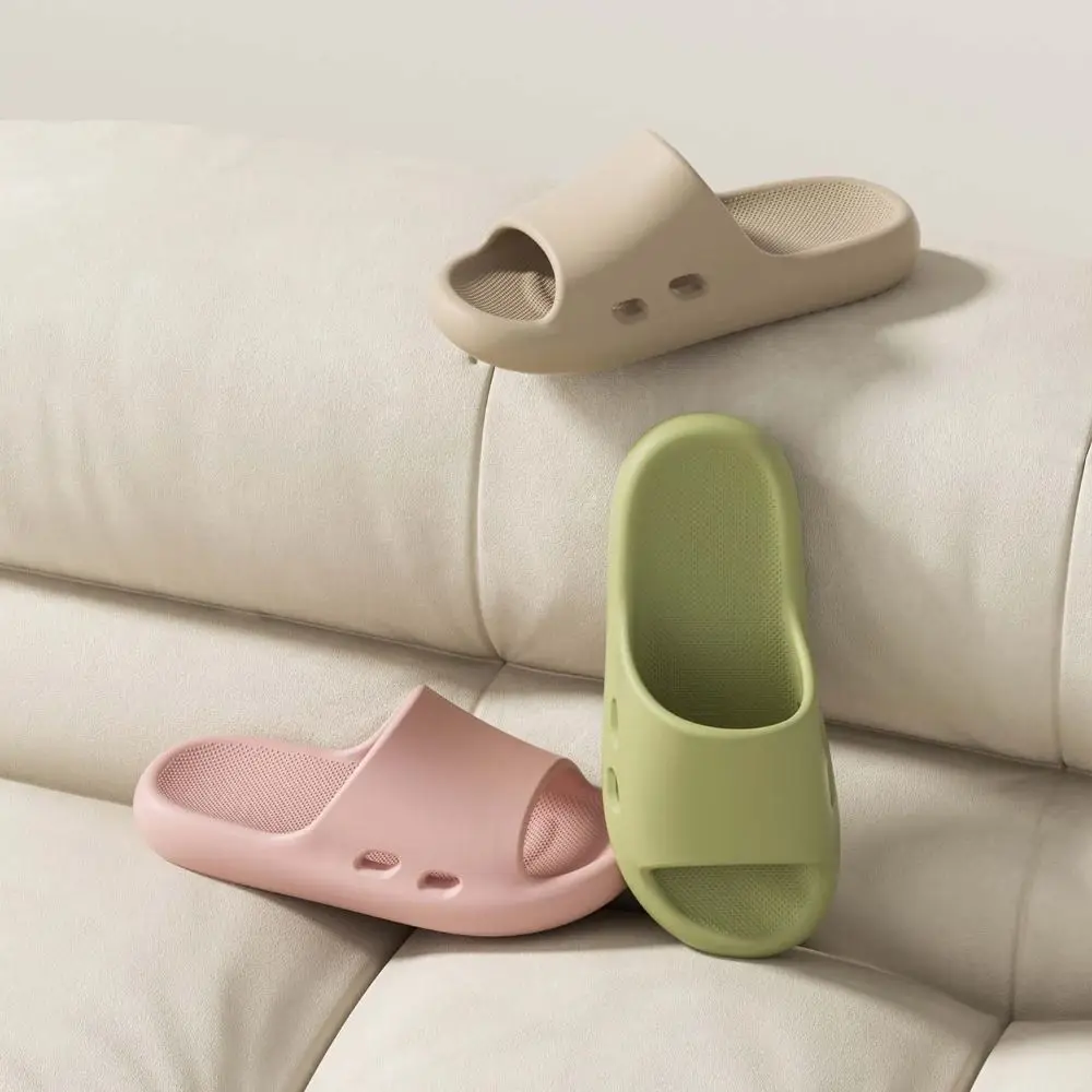 

Non-Slip Women Flat Bottom Slippers Solid Color Breathable Female Slides Sandals Thick Sole Simple EVA Hollow Out Shoes Bathing