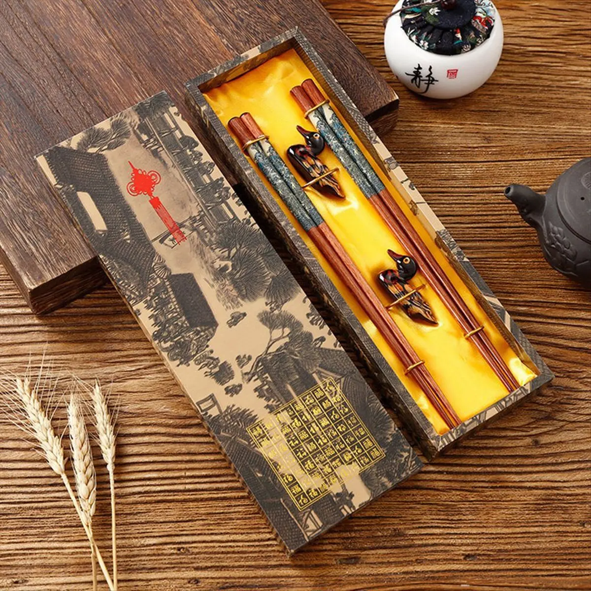 AA77 NEW 2 Pairs Chopstick Reusable Chinese Chopsticks with Holder, Chinese Traditional Stylish Gift,B