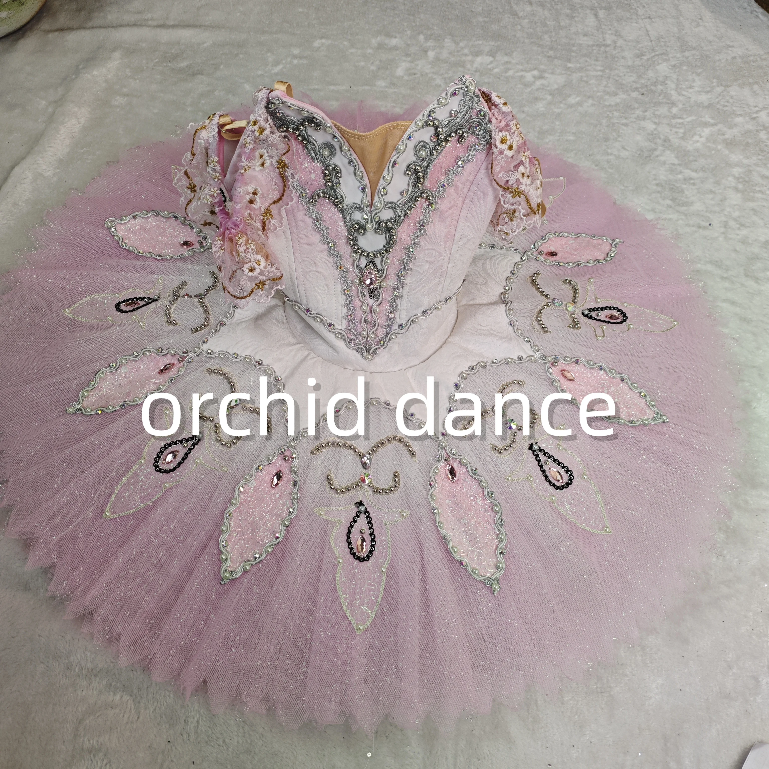 BT 1602 hoge kwaliteit Uniek Ontwerp 9 of 12 lagen Kid Meisjes Kinderen Vrouwen Volwassen Prestaties Slijtage roze Ballet Tutu Kostuums