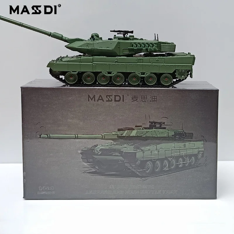 MASSDI Model 1:64 Scale Leopard 2A6 Main Battle Tank Model NATO Three-Color Camouflage Military Green Alloy Car Model