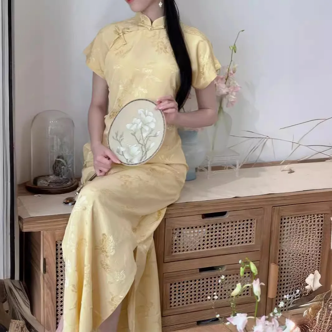 

2024 New Yellow Cheongsam Women Improved Qipao Short Sleeve Vintage Butterfly Floral Chinese Style Long Dresses High-End