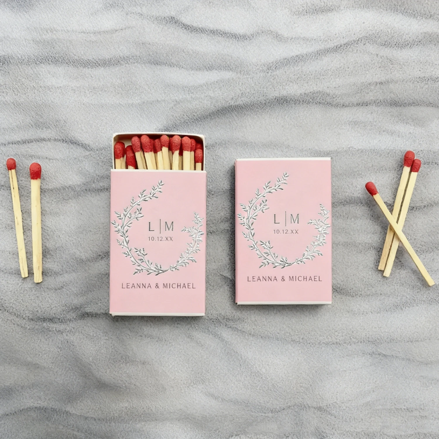 

Свадебные спичечные коробки с индивидуальной монограммой, персонализированные безопасные спичечные коробки, элегантные сувениры и декор для свадебной вечеринки