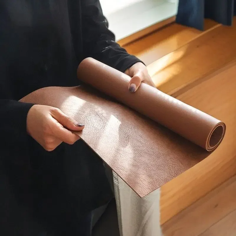 Leather-textured Computer Desk Mat Is Waterproof Dirt-resistant Wear-resistant and Heat-resistant. Mouse Mat and Office Desk Mat