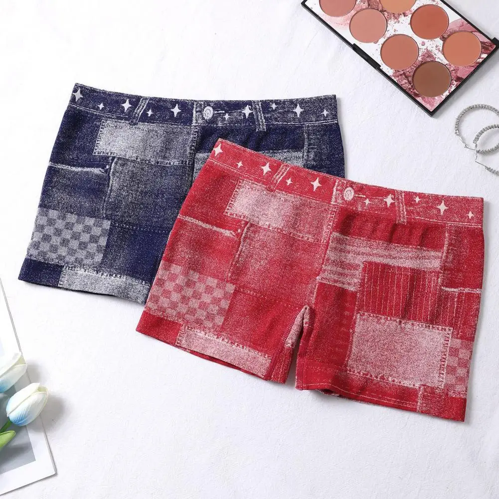 2026 Women Tight Fitting Shorts Seamless Elastic Tight Fit Imitation Denim Bottom Shorts Seamless Curve Shorts Daily Wear 90