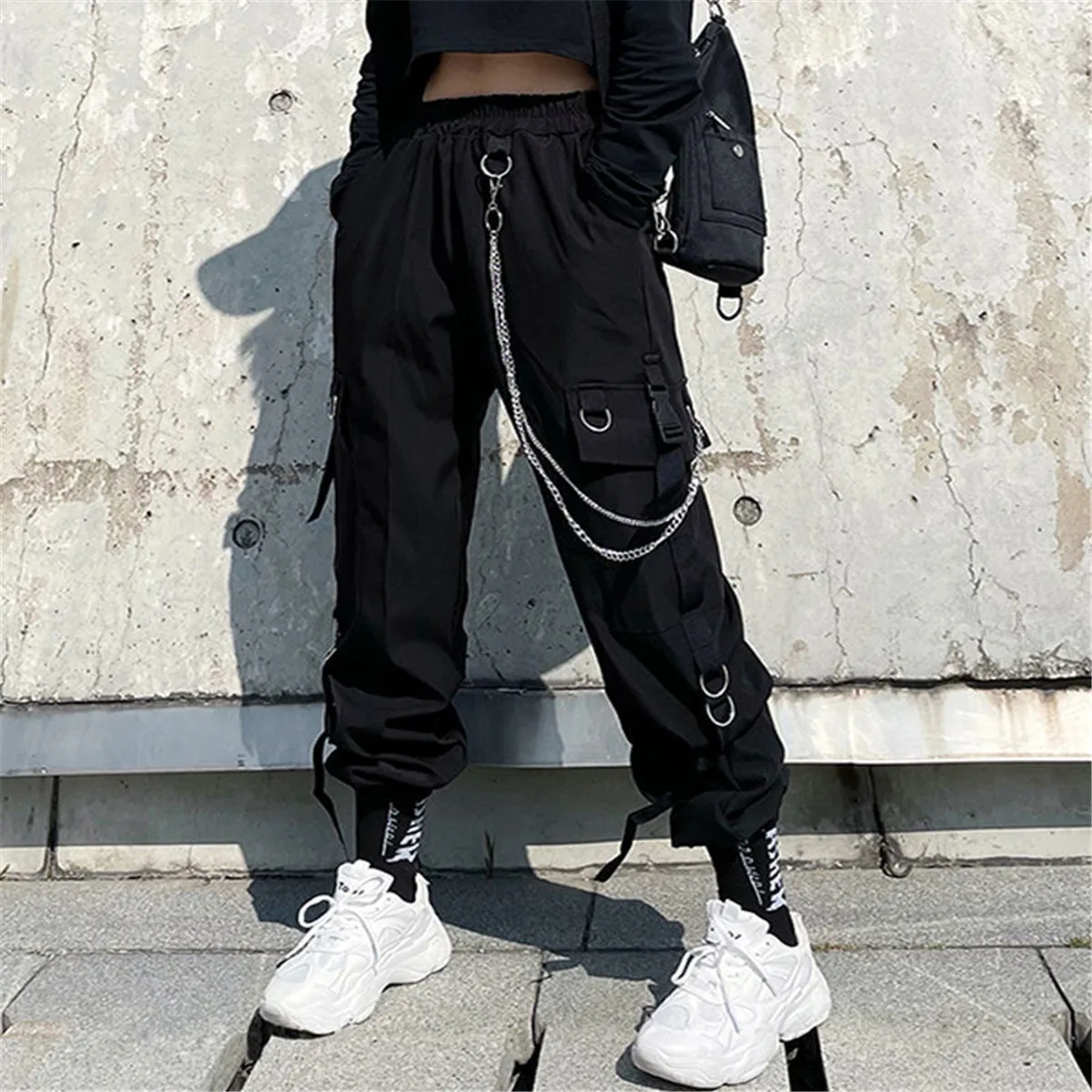 

2025 Hip Hop Cargo Pants Men Women Baggy Tactical Trouser With Nwcklace Fashion Stududet Summer Outwork Joggers Trouser Female