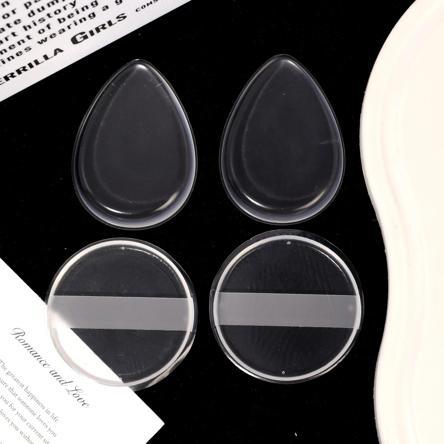 Éponge de maquillage antiadhésive en Silicone, bouffante de poudre, douce, transparente, facile à nettoyer, forme ronde en forme de larme pour une Application lisse, lavable