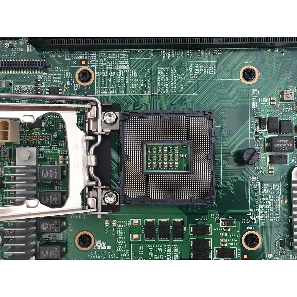 One-Way Server Moth…