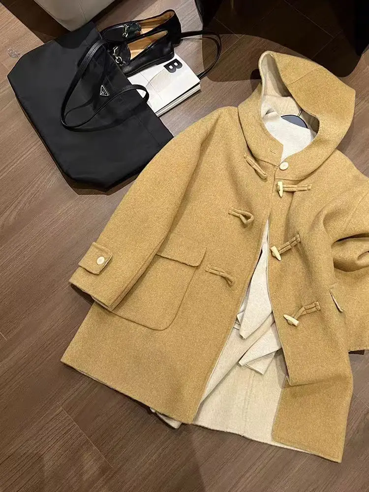 

Women's mid length hooded oversize wool coat with raglan sleeves, long coat for office women, autumn/winter 2023 Buitreraptor