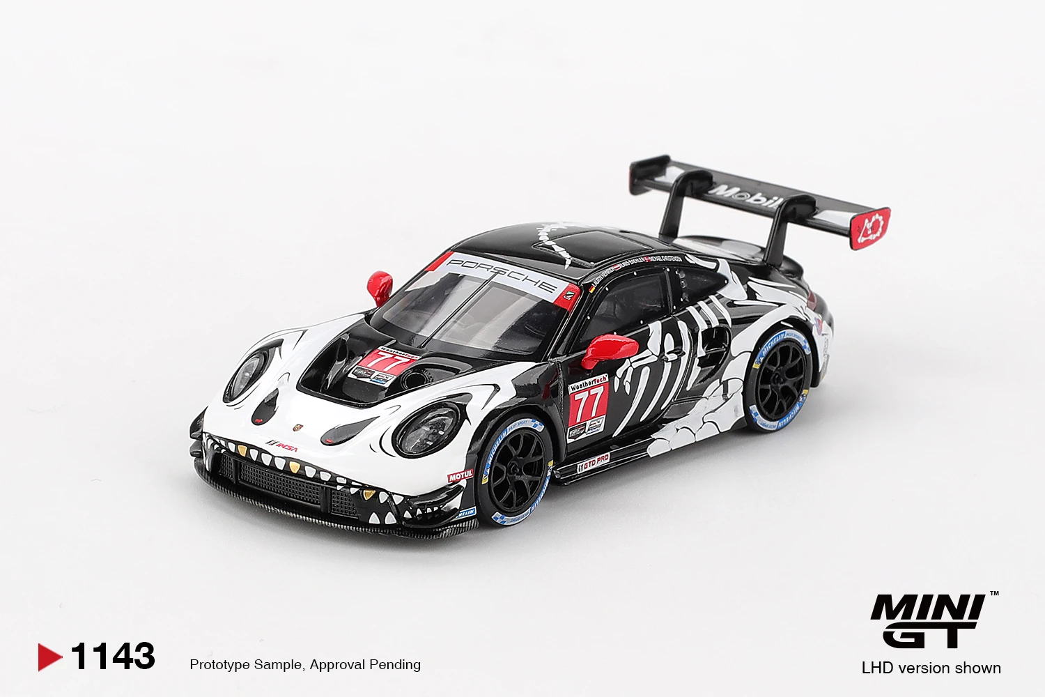 

МИНИГЦ 1/64 Porsche 911 GT3 R # 77 AO Racing 2025 IMSA Petit Le Mans MGT01143-CH автомобили из сплава, литая под давлением металлическая модель, детские игрушки для мальчиков